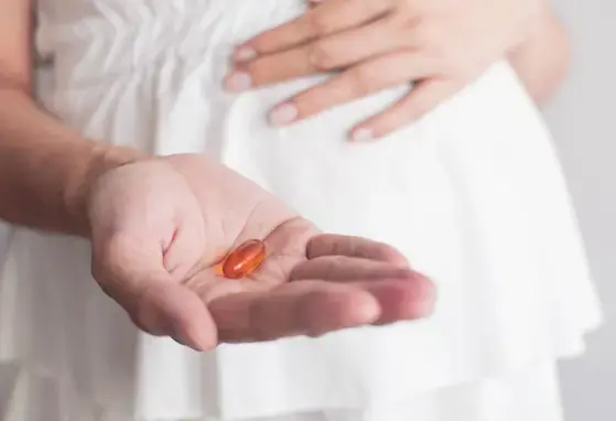 El calcio y la vitamina D son muy importantes en el desarrollo del feto. Los suplementos de micronutrimentos pueden ayudar en el desarrollo del feto.